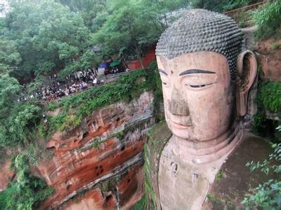 乐山大佛一日游怎么玩 乐山大佛旅游攻略