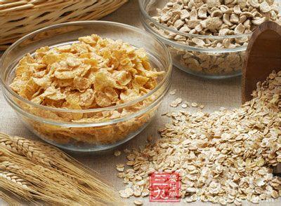 燕麦片的营养价值 燕麦片的营养价值 燕麦片食用价值与做法