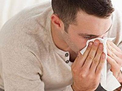过敏性哮喘的症状 过敏性哮喘的症状 12个哮喘症状你知道吗