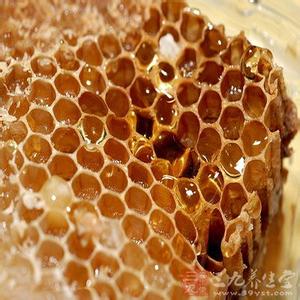 蜂巢的吃法 蜂巢怎么吃 蜂巢的多种吃法