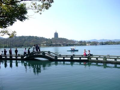杭州西湖美景的句子 杭州西湖的美景