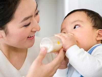 宝宝腹泻吃什么奶粉 婴儿宝宝腹泻怎么办吃什么奶粉好