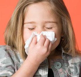 过敏性鼻炎怎么引起的 怎样治疗过敏性鼻炎