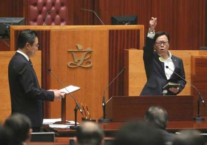香港议员黄毓民被定罪 黄毓民 黄毓民-生平，黄毓民-当选立法会议员