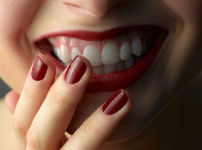 小苏打牙齿变白的方法 让牙齿变白的方法有哪些