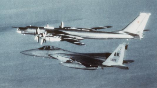 苏联pe8重型轰炸机 苏联图-160轰炸机 苏联图-160轰炸机-简介，苏联图-160轰炸机-性