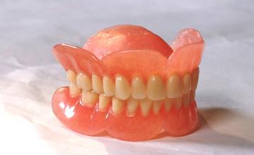 佩戴假牙注意事项 假牙 假牙-假牙注意事项，假牙-护理工作