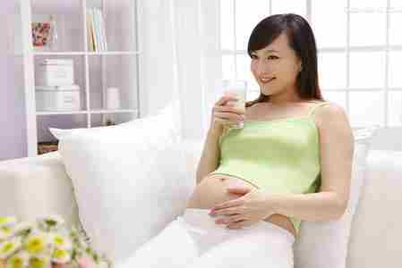 孕妇喝酸奶有什么好处 孕妇能喝酸奶吗，有什么好处
