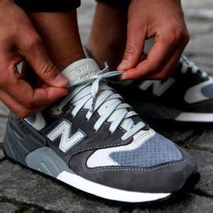 new balance 真假鉴别 Newbalance运动鞋如何鉴别真假--看鞋标辨真伪