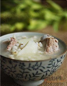 山药薏米排骨汤的功效 山药薏米排骨汤的做法