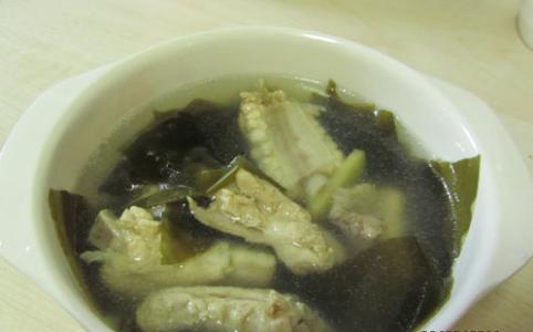 排骨海带汤的做法 简单排骨海带汤的做法？
