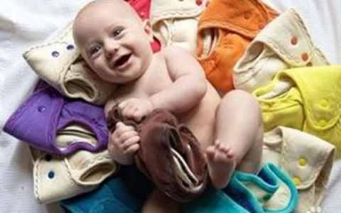 新生婴儿衣服如何选择 如何选择新生儿衣服