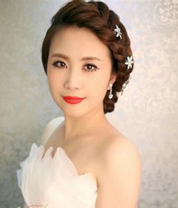 韩式新娘发型步骤视频 韩式新娘发型