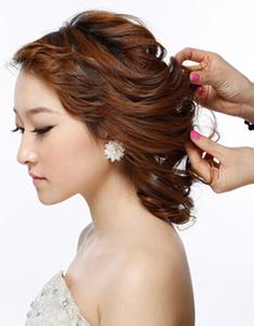 简单新娘盘发步骤 韩式新娘发型步骤