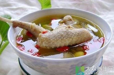 清炖鸽子汤的做法 鸽子汤的家常做法