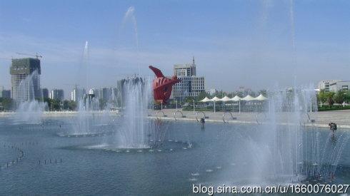 汕头人民广场音乐喷泉 黄河广场的音乐喷泉