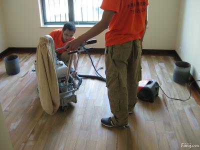 实木地板翻新价格 实木地板翻新技巧