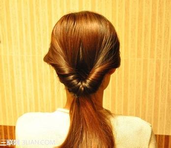 韩式新娘发型步骤图解 韩式简单发型扎法图解 自己在家DIY韩式扎法步骤