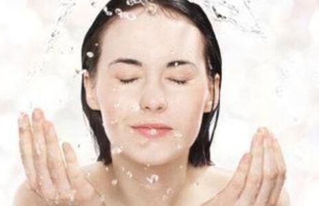 白醋洗脸的正确方法 可以用醋洗脸吗