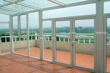 塑钢门窗加工设备厂家 塑钢门窗价格，塑钢门窗厂家有哪些