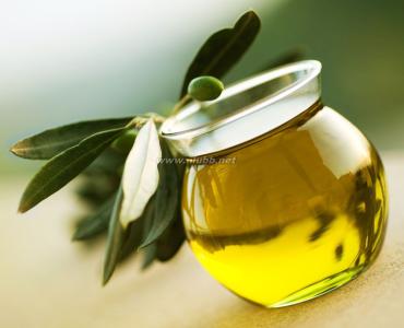 橄榄油怎么吃 橄榄油的祛斑方法
