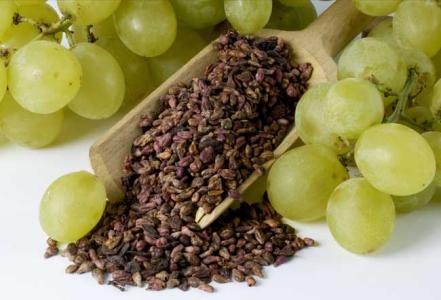 葡萄籽油的食用方法 葡萄籽油的功效与作用