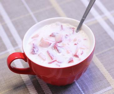 草莓酸奶的好处 草莓酸奶