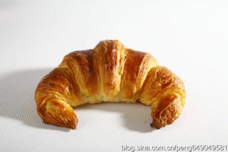 可颂和牛角包的区别 香酥可颂――牛角包（Croissant）