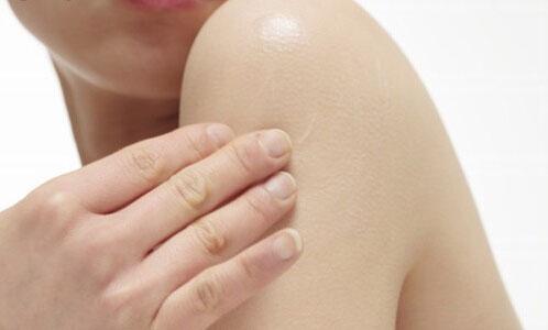 皮肤过敏怎么缓解瘙痒 初冬皮肤瘙痒怎样缓解