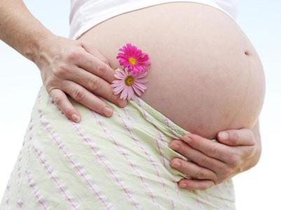 孕妇肚子的妊娠纹图片 孕妈妈的妊娠纹