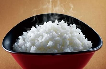 香气四溢是什么意思 怎么煮米饭更好吃 巧蒸米饭香气四溢
