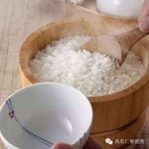 剩米饭煮粥如何才好喝 剩米饭要如何解决