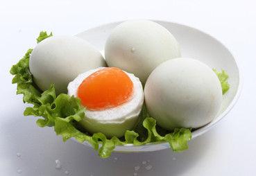咸鸭蛋要蒸多久能熟 咸鸭蛋要煮多久