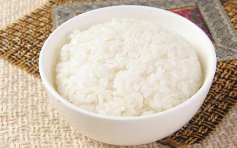 香喷喷的米饭 怎样蒸出香喷喷的米饭？