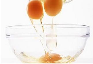 如何取蛋清不取蛋黄 如何取鸡蛋清