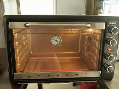 烤箱预热需要多久 电烤箱预热要多久