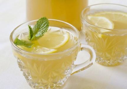 柠檬蜂蜜水的副作用 柠檬蜂蜜水有什么副作用