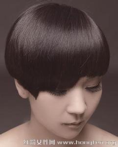 蘑菇头短发发型图片 最新蘑菇头发型