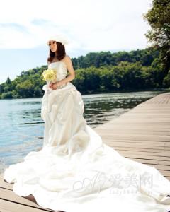 新娘子拍婚纱照系列 矮个子新娘如何拍出好的婚纱照