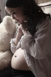 孕妇为什么不能哭 都说孕妇不能哭？为什么？
