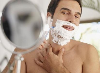 男性刮胡子还长个不 男性寿命与刮胡子有关