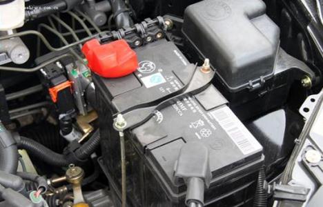 汽车电压是多少伏 汽车行驶中蓄电池电瓶电压是多少