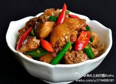 青椒炒鸡中翅 青椒煸鸡翅