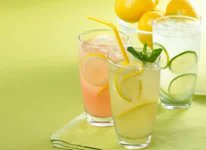 柠檬水的作用和用途 柠檬水的用途