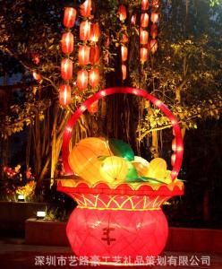 中秋节的风俗习惯-为什么中秋节要点灯笼玩花灯