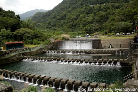 华山御温泉渡假村 台湾五峰渡假村