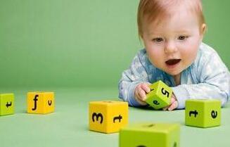 1岁宝宝玩具推荐 一岁前的宝宝怎样选玩具？