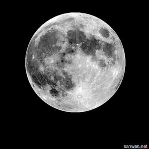 形容月亮颜色的词语 形容月亮很亮的词语
