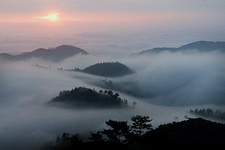 云雾缭绕的美景描写 描写云雾缭绕的句子