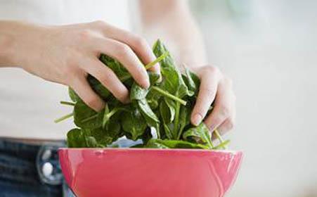 清除蔬菜上农药的4步骤 蔬菜的正确清洗方法